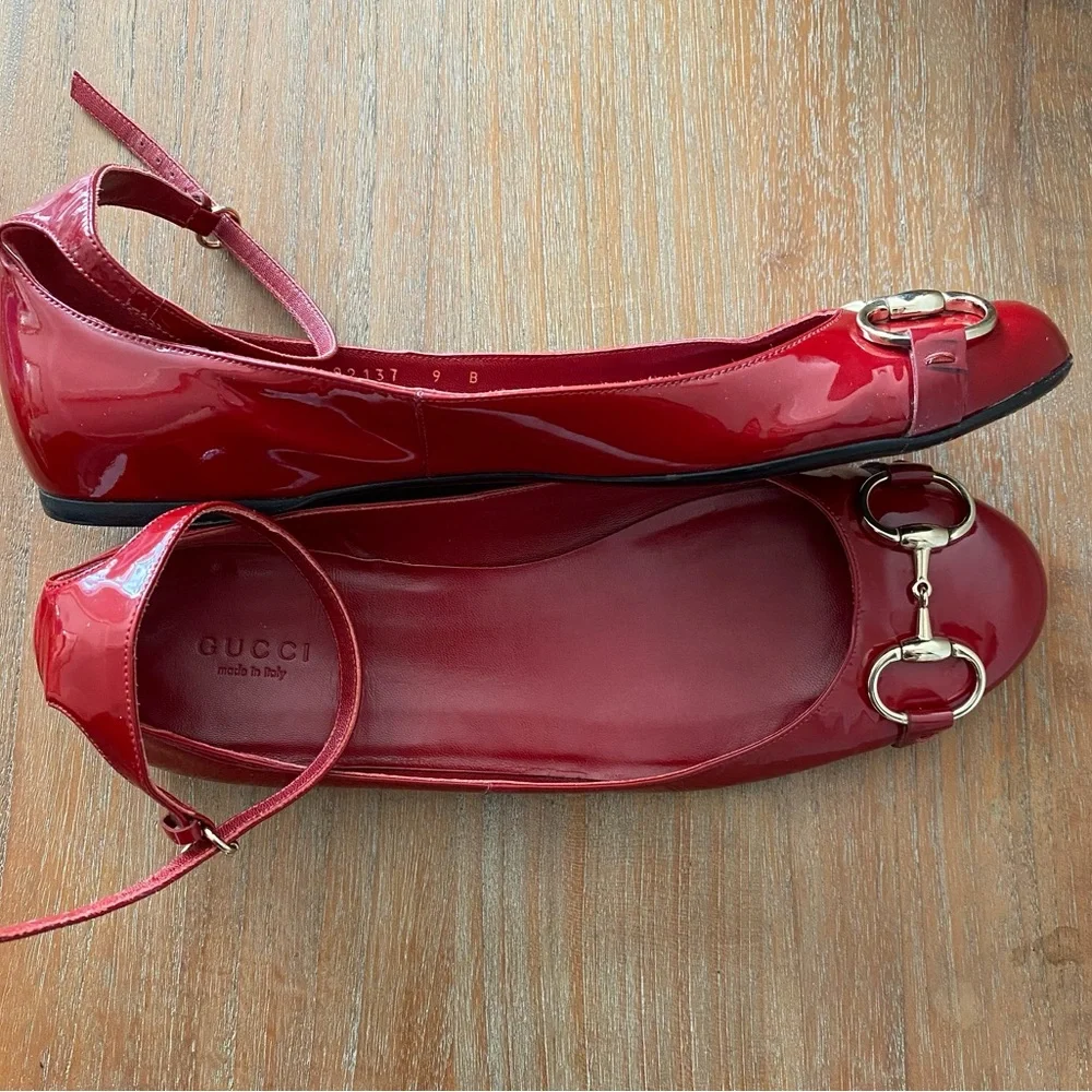 GUCCI Red Patent Leather Ballet Flats - Picture 5 of 14